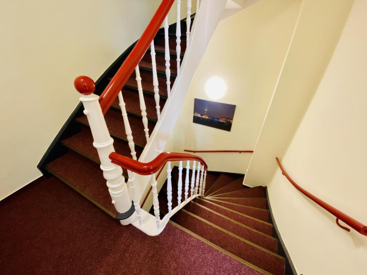 Promenadenblick/Captains-Suite Rostock Exterior foto